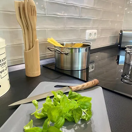 Penthouse - Zentral Und Genial * 帕绍