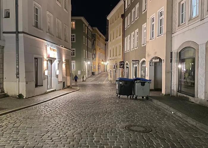 Penthouse - Zentral Und Genial *